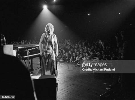 elton john 1973 tour.